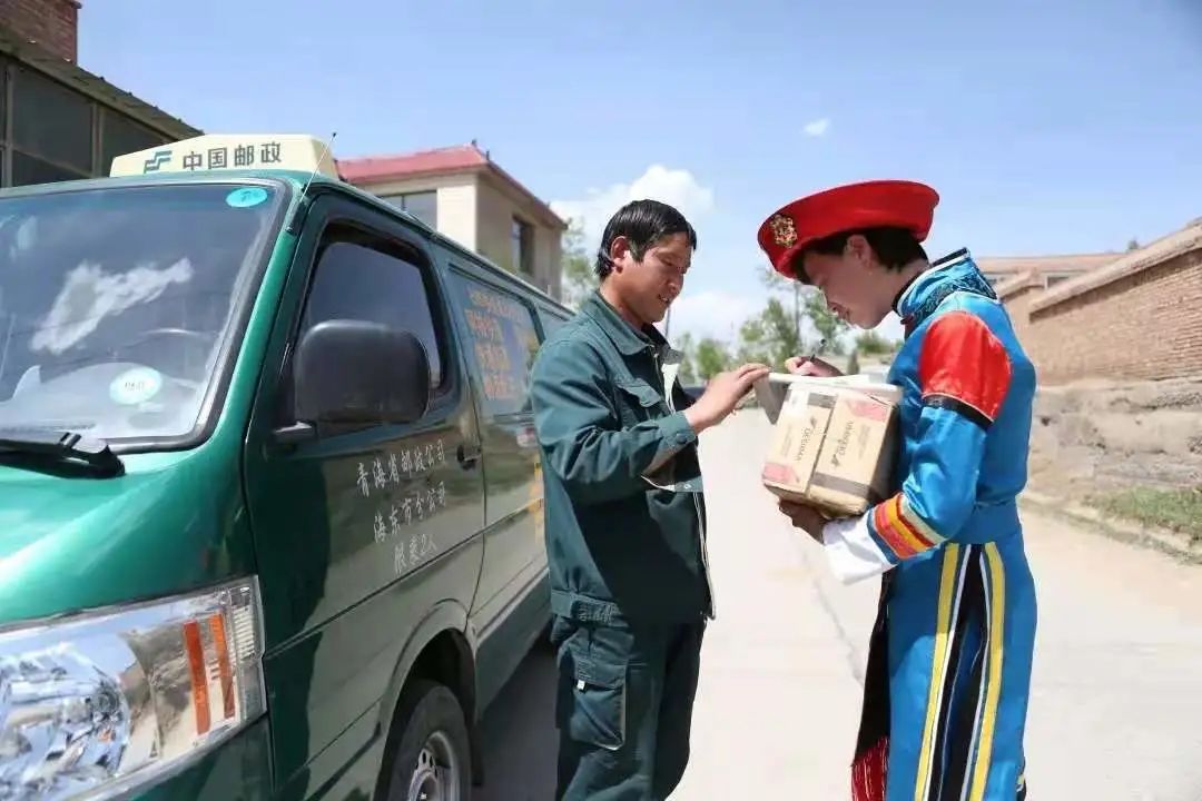 中国邮政快递近几年发展状况,中国邮政为何被称作快递界扫地僧