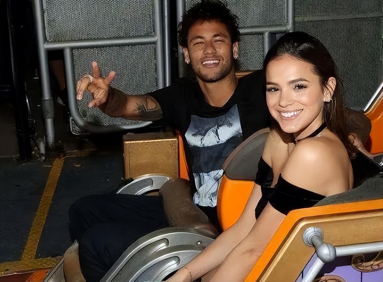 盘点足球巨星的妻子,足球明星的十大美女老婆