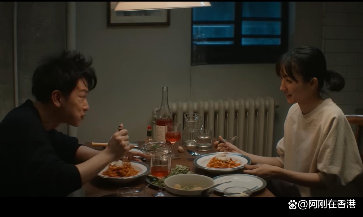 日本电影初恋满岛光佐藤健主演,佐藤健和满岛光甜蜜热恋