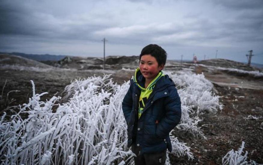 3岁被冻的孩子现在怎么样了,小男孩被冰冻三百年