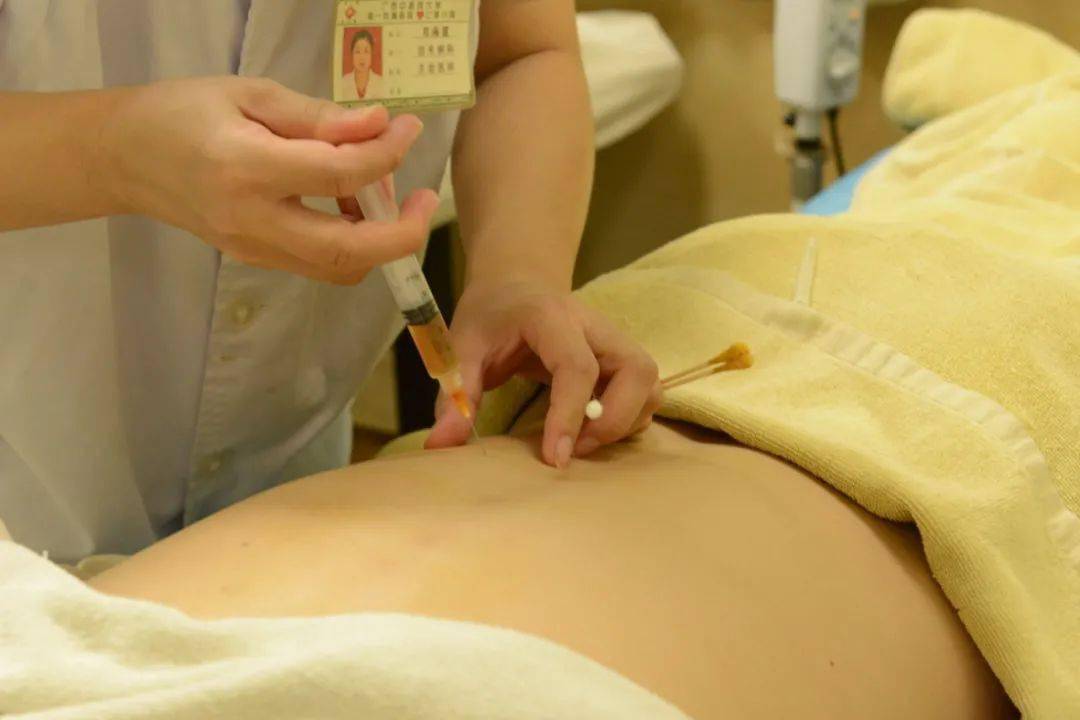 走进中医|运用中医岐黄针对中风后下肢痉挛症状的治疗