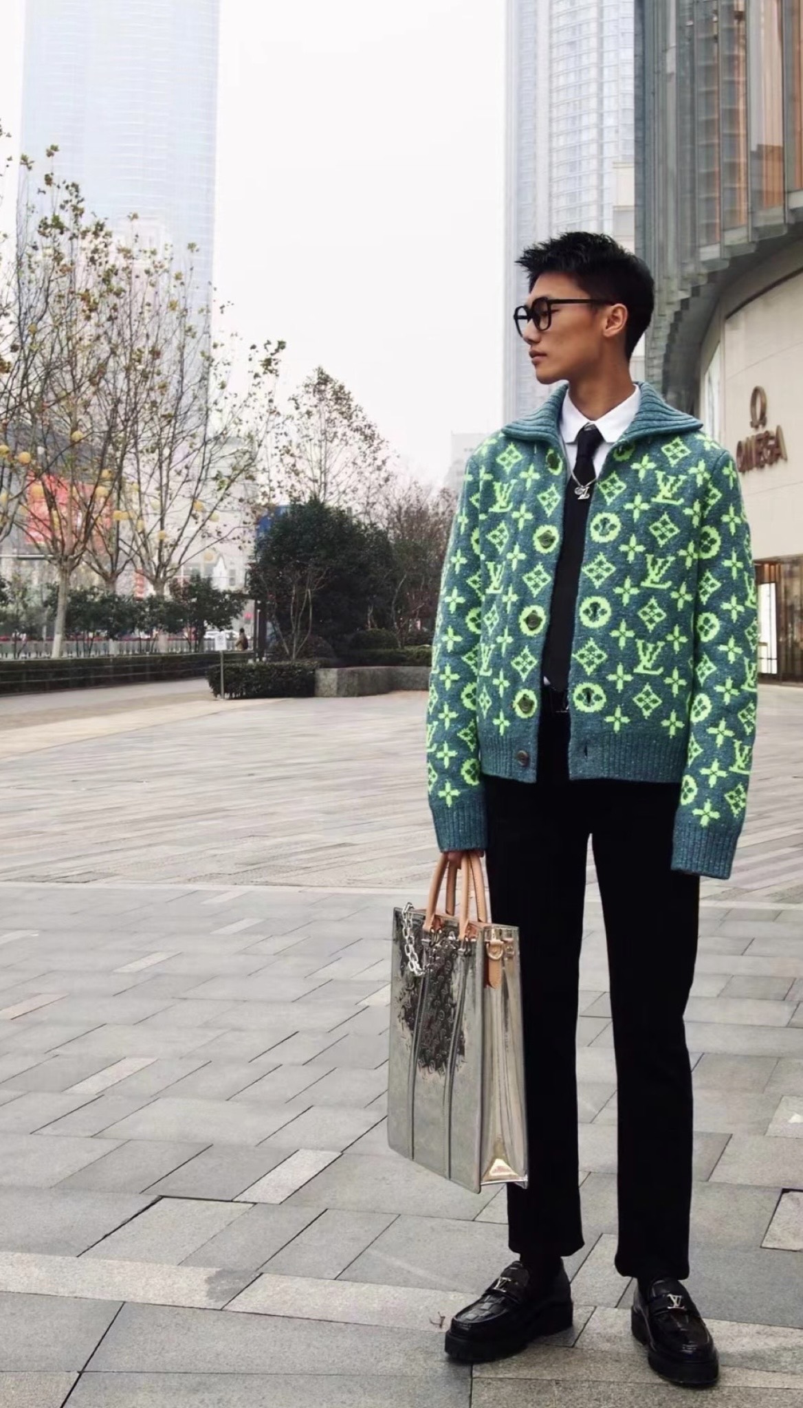 edition牦牛绒长款毛衣开衫外套,louisvuittonmonogram提花摇粒绒外套