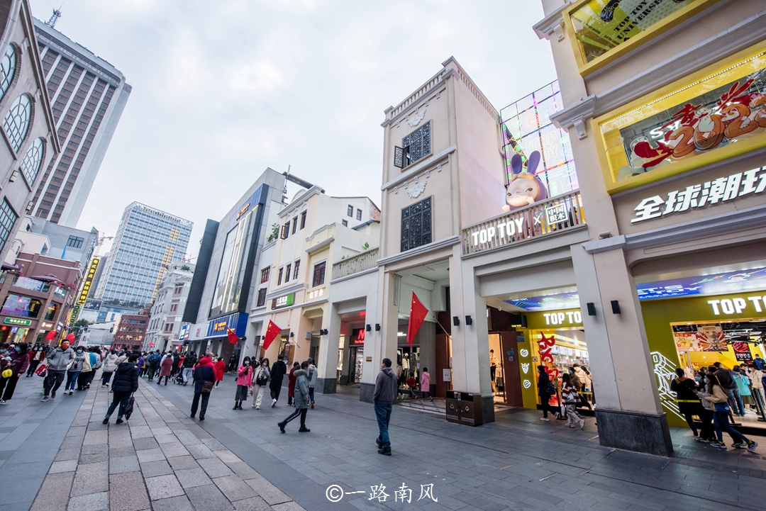 广州老牌步行街，曾经由热闹变萧条，新春期间人气比珠江新城还高