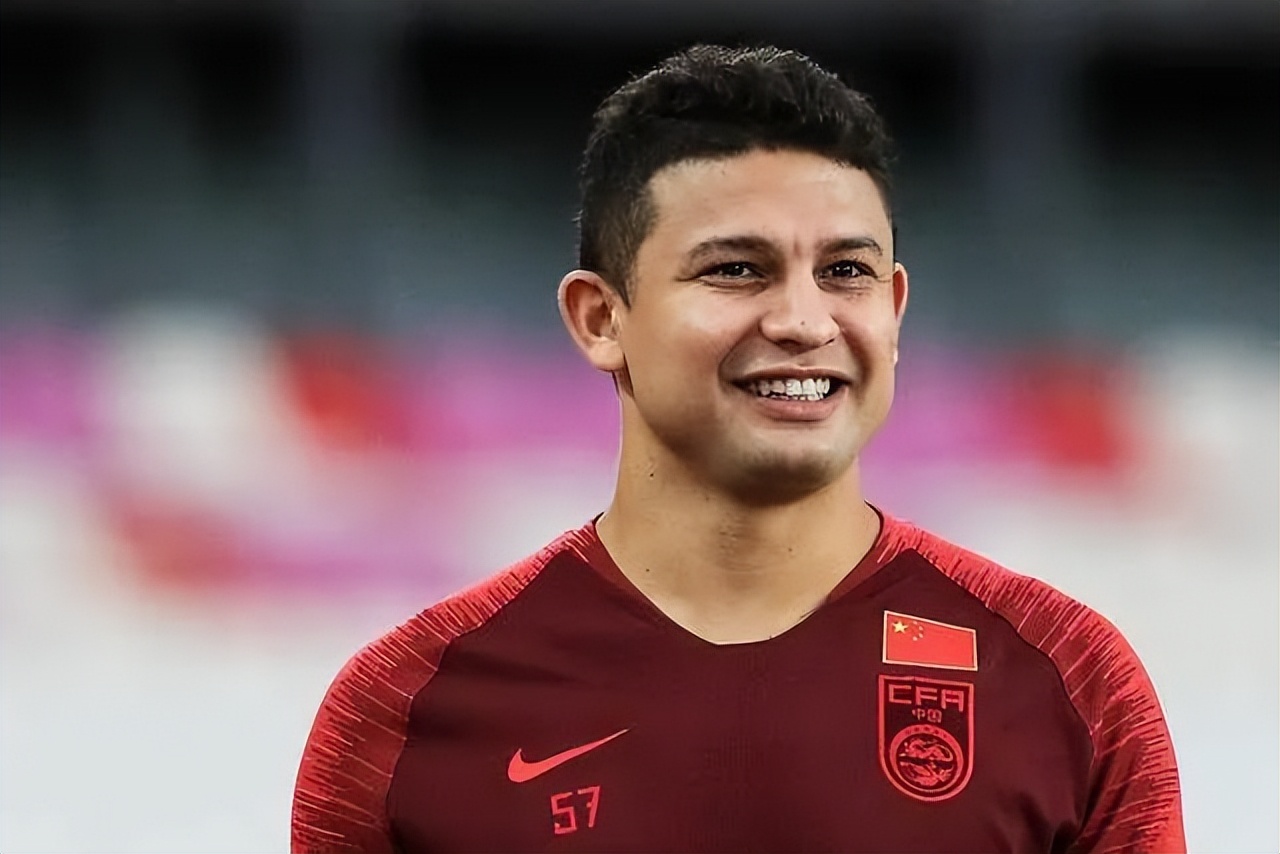 艾克森中超最新消息,艾克森中超射手王亚冠