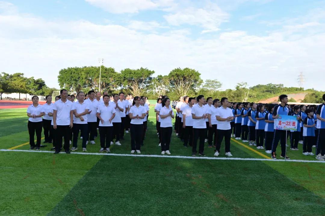 广东学校开幕式震撼全场,广东这所学校超硬核