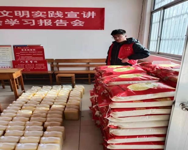 宣传乡村志愿服务活动,弘扬志愿服务精神