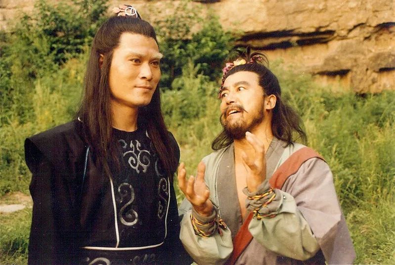 《白眉大侠》27年，10位演员境况差别巨大，男4号已成一线明星