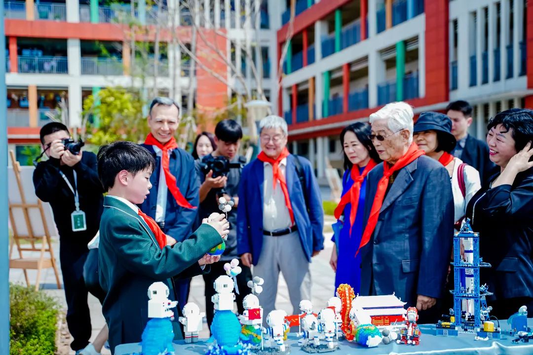 顾明远从教学到学校需要哪些改变,顾明远与明远未来