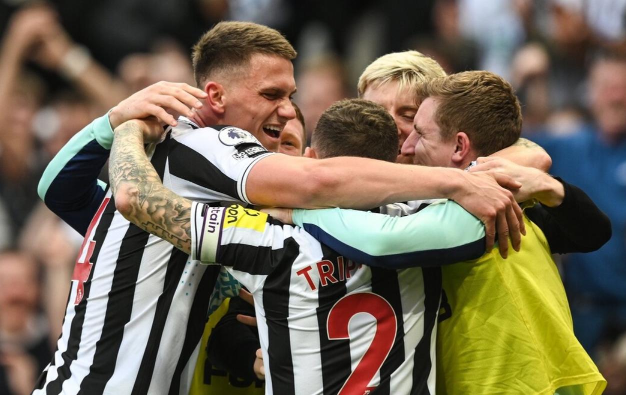 4-1！英超第3赢了，利物浦隔空遭打击，日本天才哑火