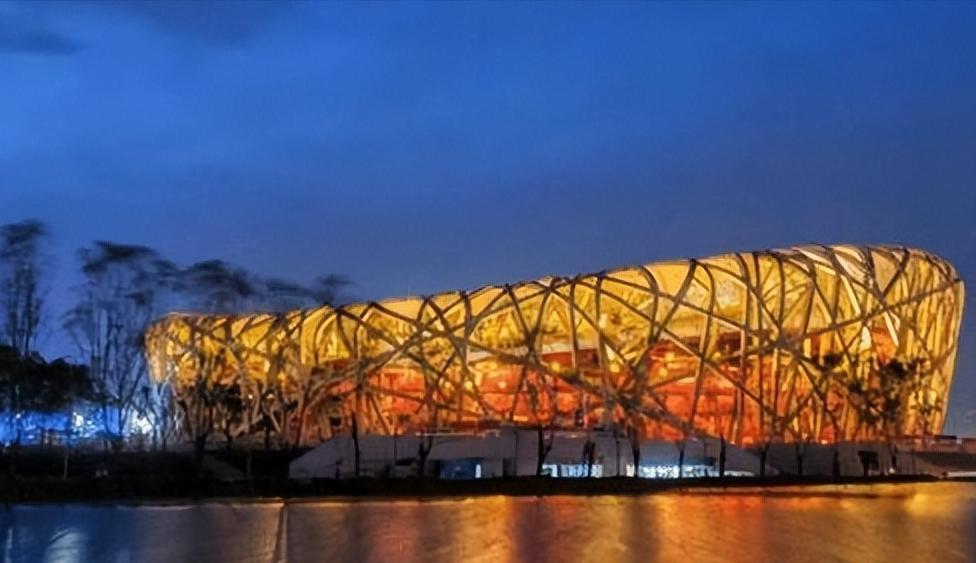 34亿建的鸟巢回本了吗,35亿修建的鸟巢是赔还是赚