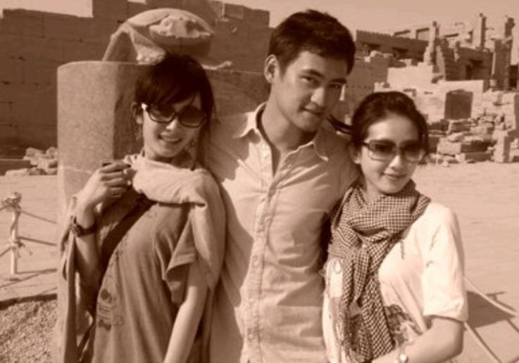 杨幂与唐人解约事件,芒果台四小花为什么辞职