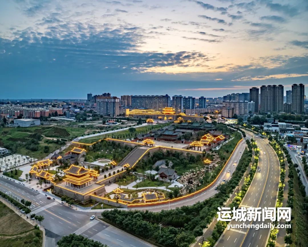 千年盐湖城,千年盐湖全景图