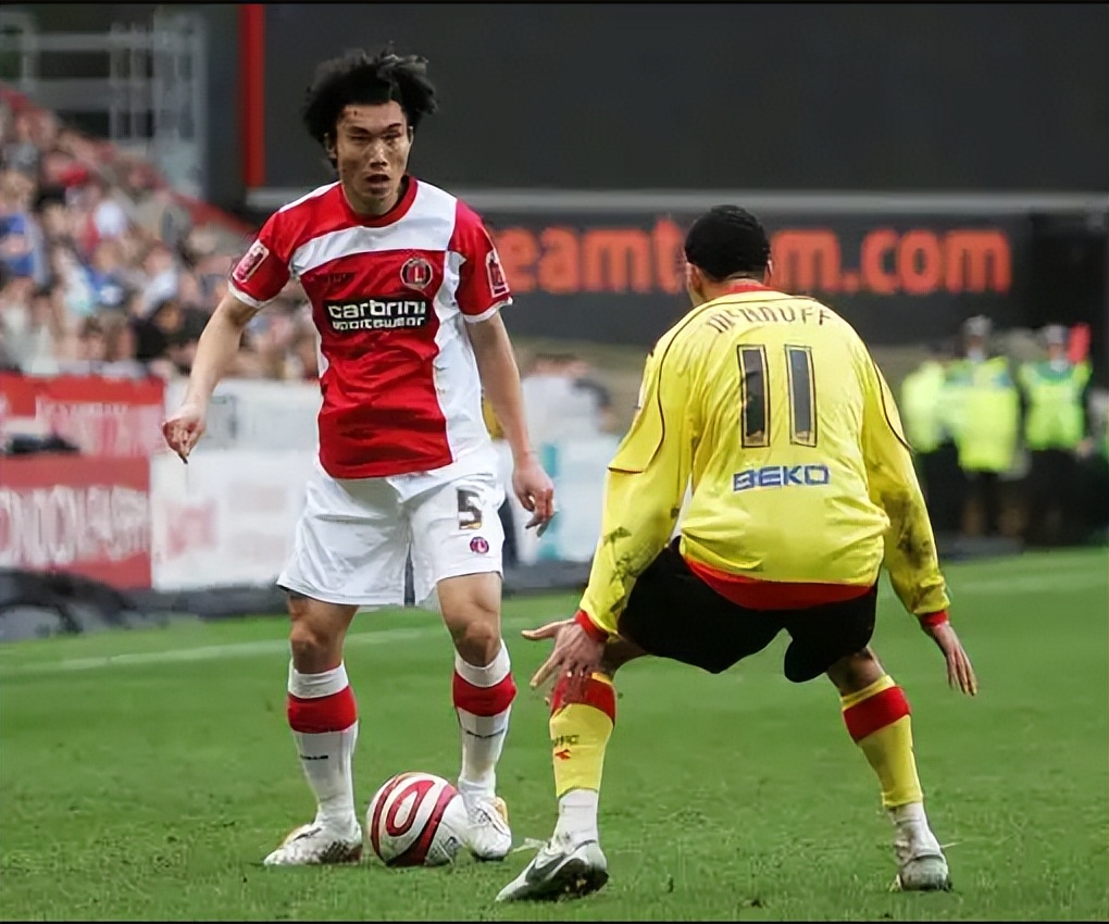 郑智查尔顿效力多长时间,郑智从查尔顿回国后到哪支球队