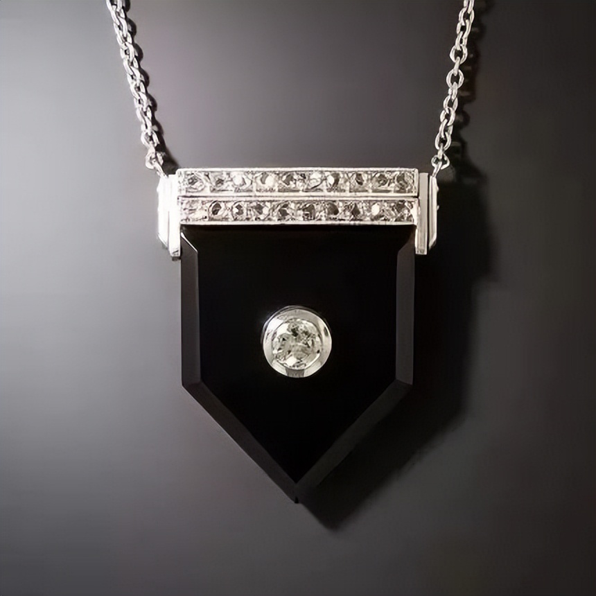 理讨！专业藏家级别珠宝盒中MustHave的5件珠宝是？