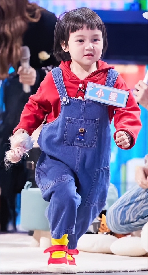 王小麦搞笑萌娃,萌娃王小麦到底有何与众不同
