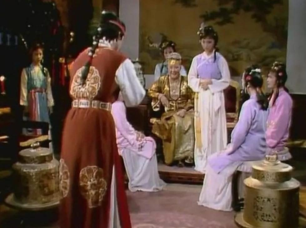 红楼梦中有薛宝琴吗,红楼梦薛宝琴在雪地里的画面