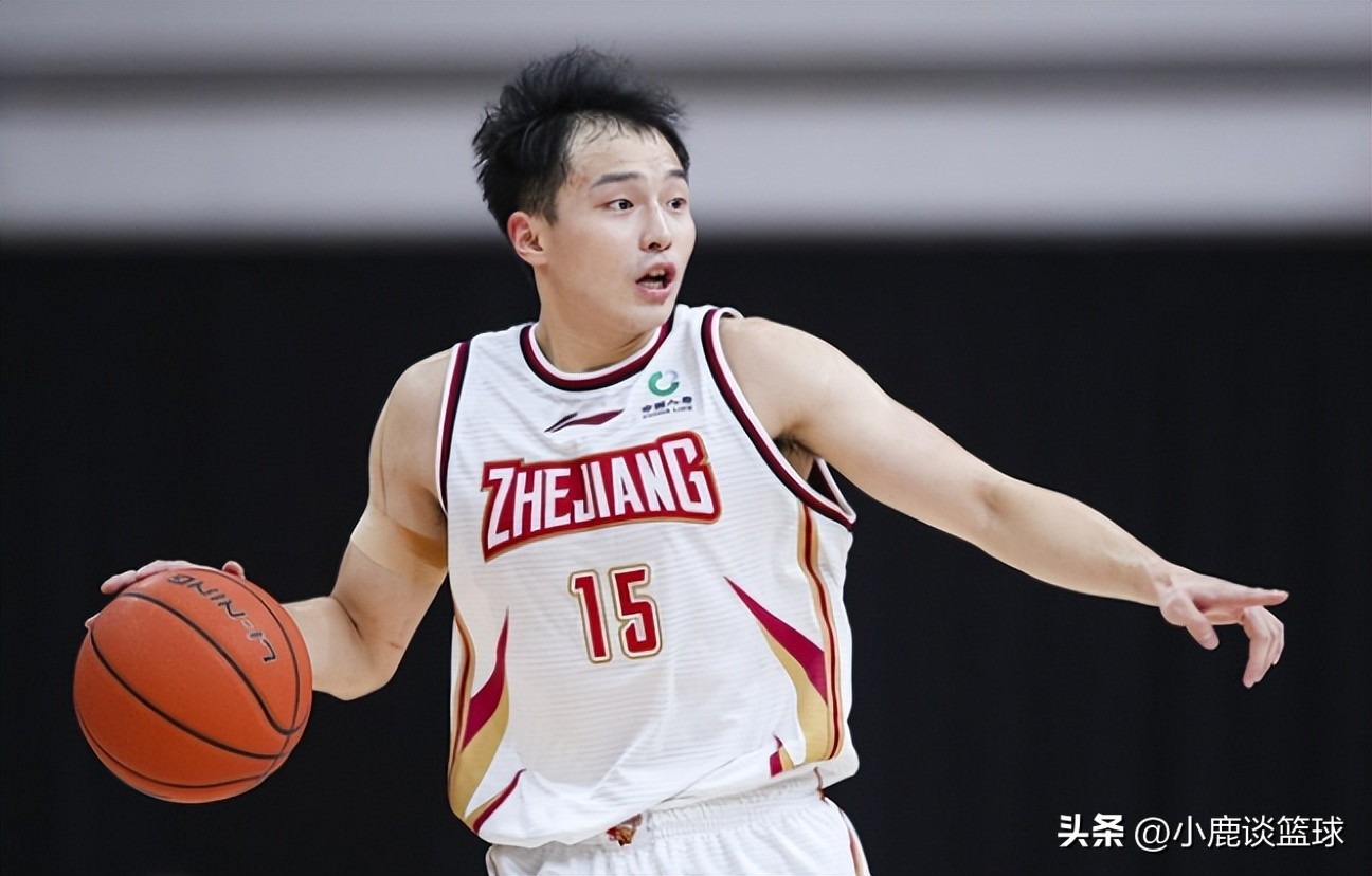 单节19分怒砍30分10助攻掌控局面,怒砍49分实现19分翻盘并贡献绝杀