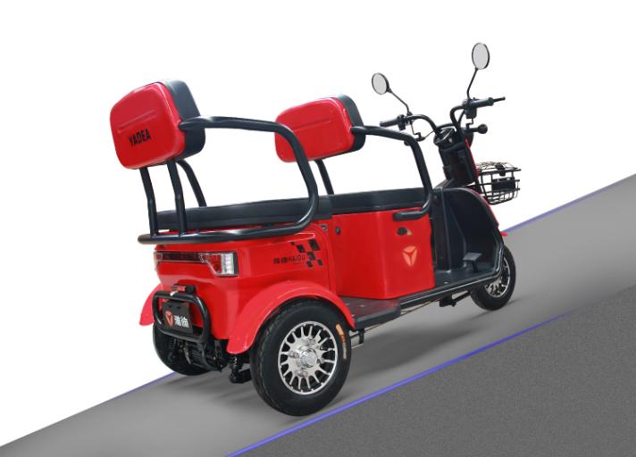 新款家用小三轮代步车,电动小三轮多少钱老年人