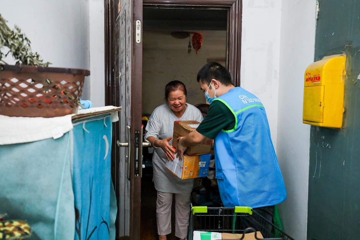 怎样申请开一家菜鸟驿站店铺,菜鸟驿站新开和转让哪个更好