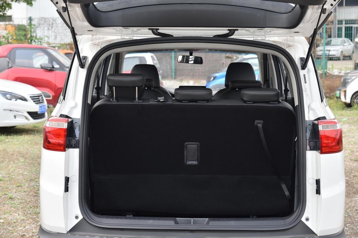 五菱宏光s31.5t试驾,2022年新款五菱宏光s3豪华商务版