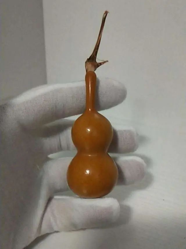 玩手捻葫芦,手捻葫芦多久包浆玉化