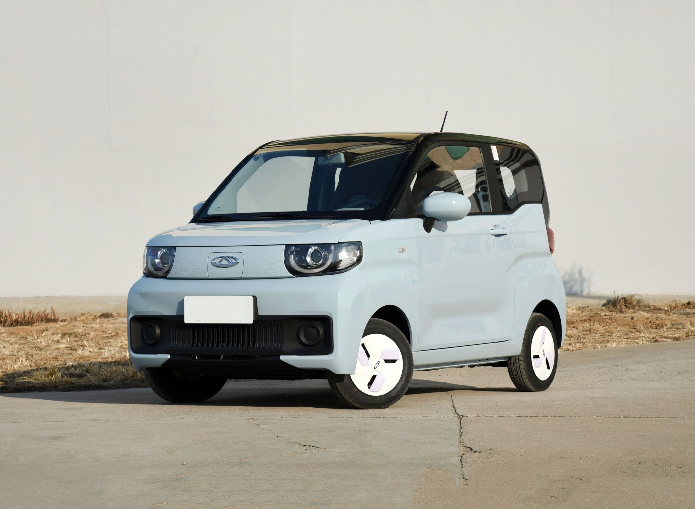 买奇瑞qq冰淇淋0首付,奇瑞qq冰淇淋和五菱宏光mini对比