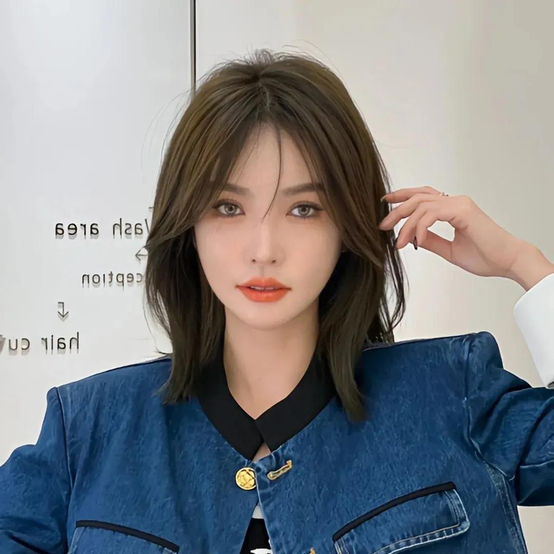 高层次锁骨发中长怎么剪,高层次锁骨发中长怎么造型