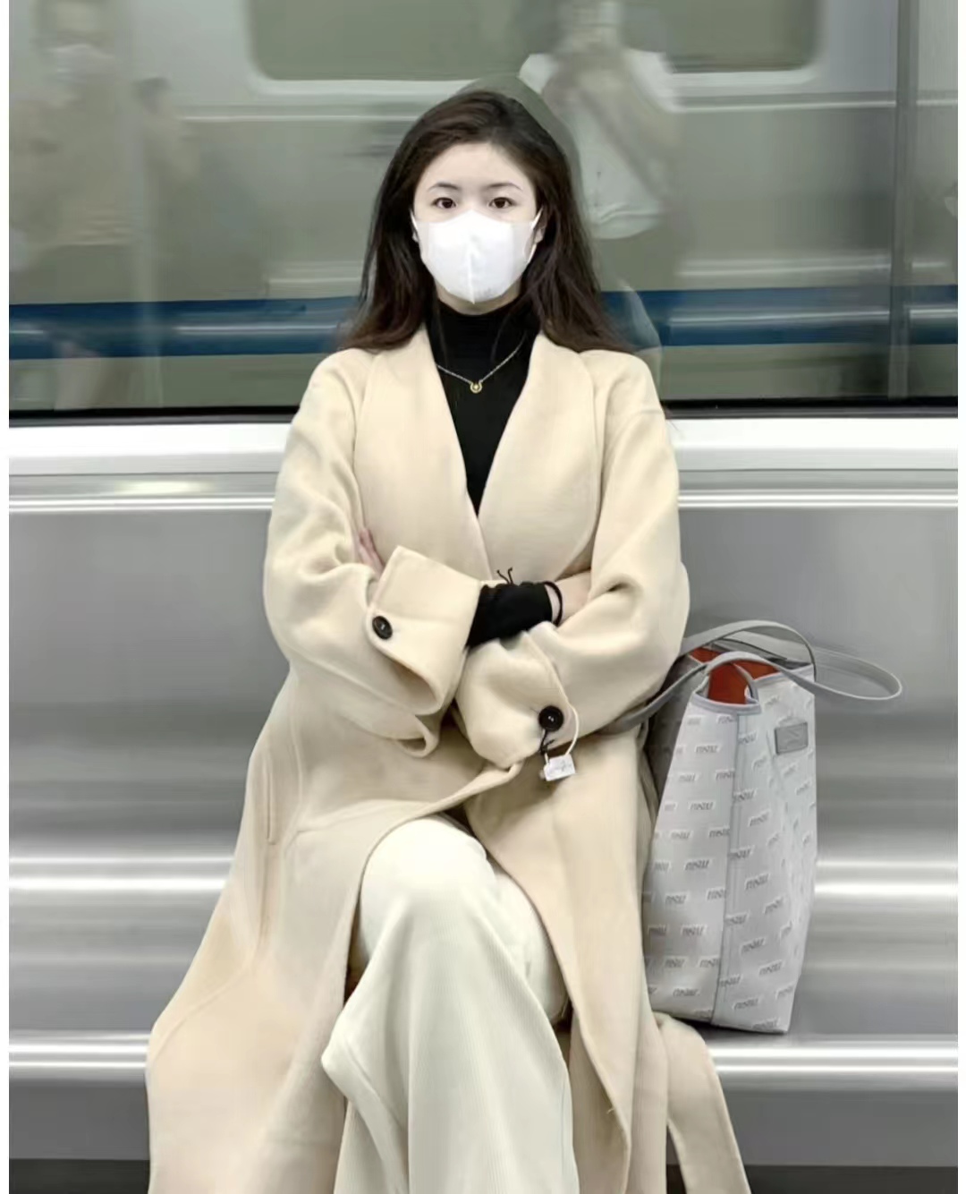 19套长款大衣内搭推荐,层次分明显高显瘦