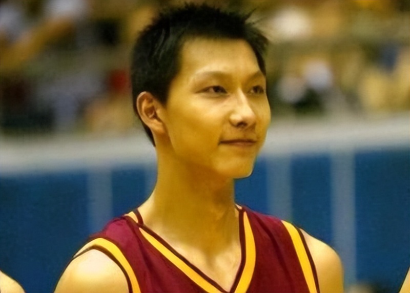 易建联结婚生子了吗,易建联娶老婆了吗