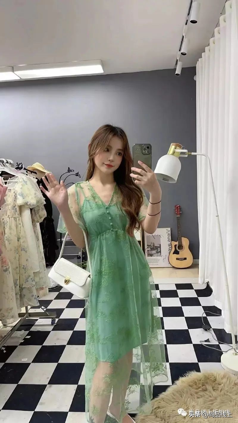 【秋水伊人CHIU·SHUI】女装，一口价179元任选1件、188元任选2件