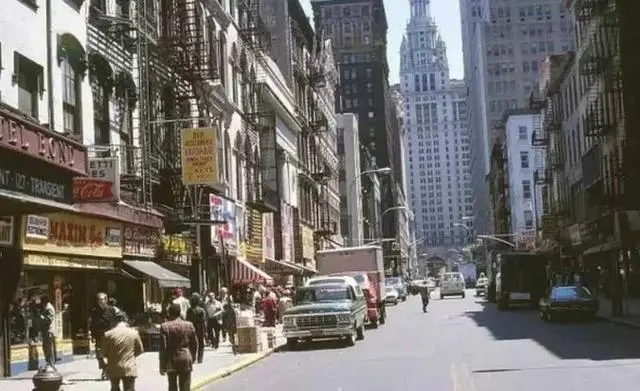 探索与发现美国历史,18世纪空想主义的产生和发展
