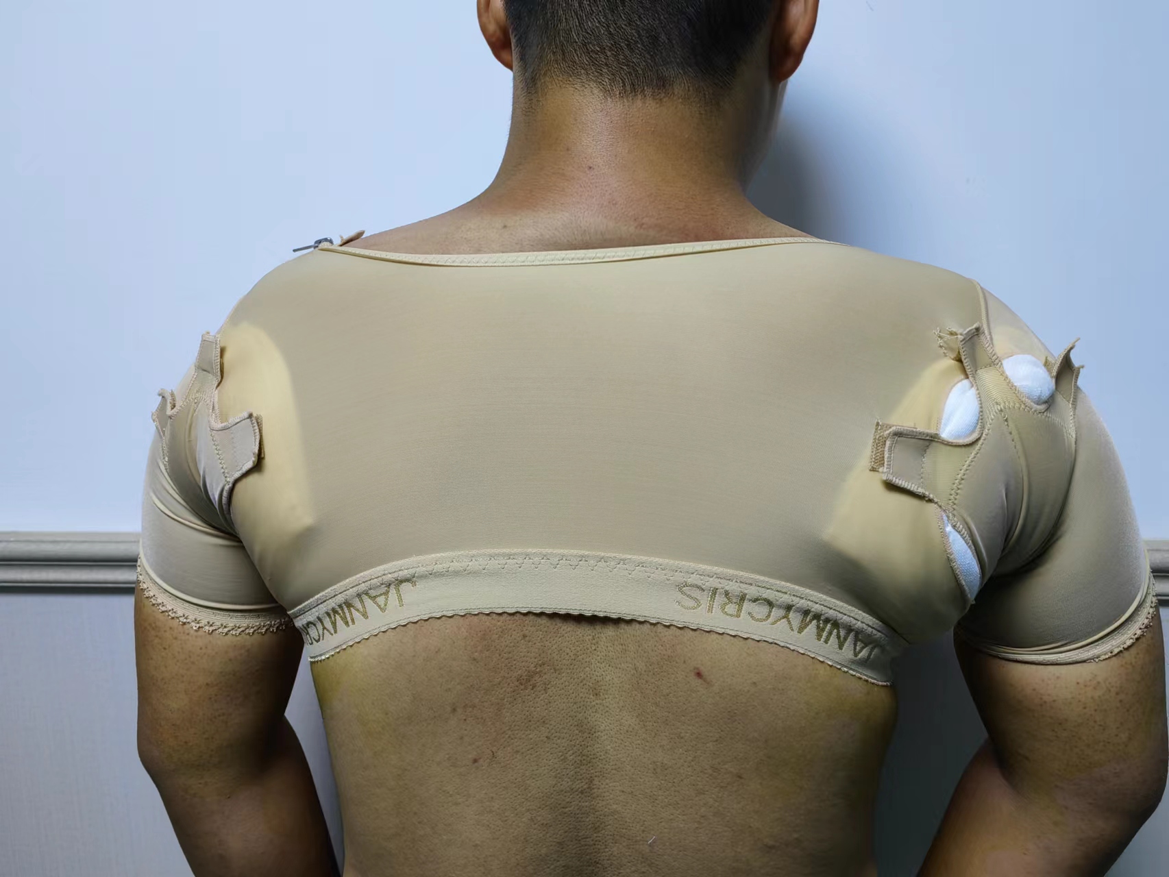 夏季狐臭如何快速消除,夏季狐臭怎样去味