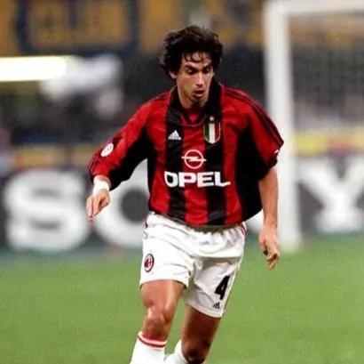 足球奇家军最强阵容,足坛姓阿的最佳阵容