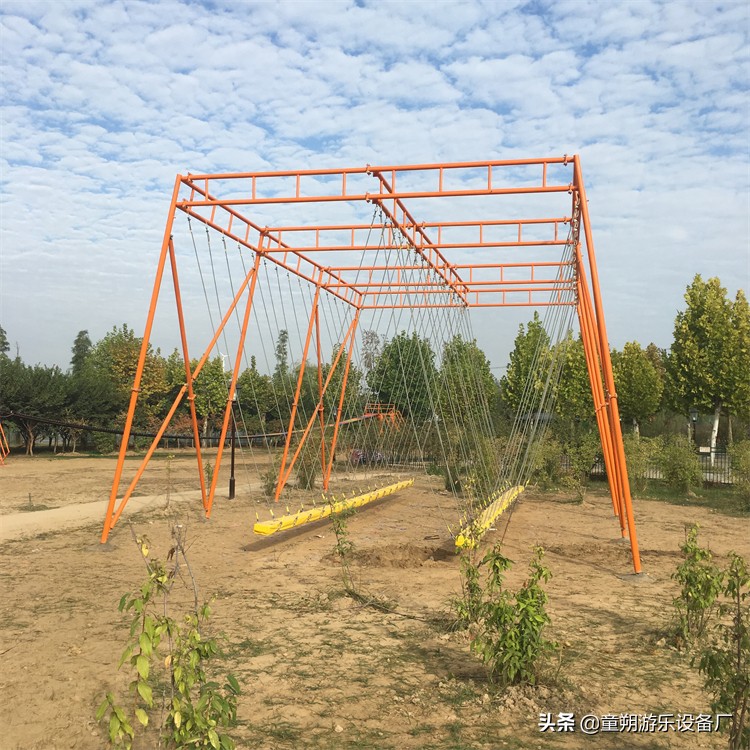 户外网红秋千有哪些,室外网红秋千最新款