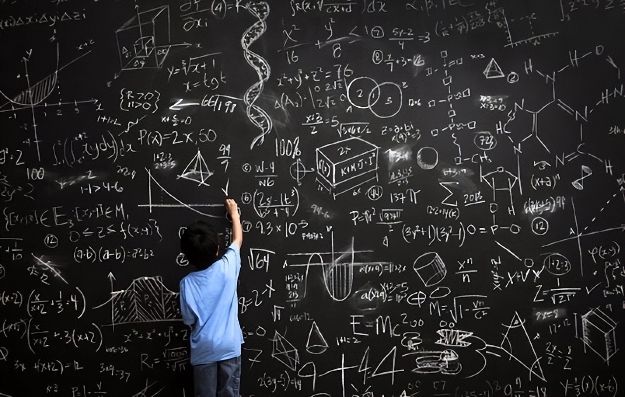 数学好女生学什么专业好,女生读的数学专业就业前景