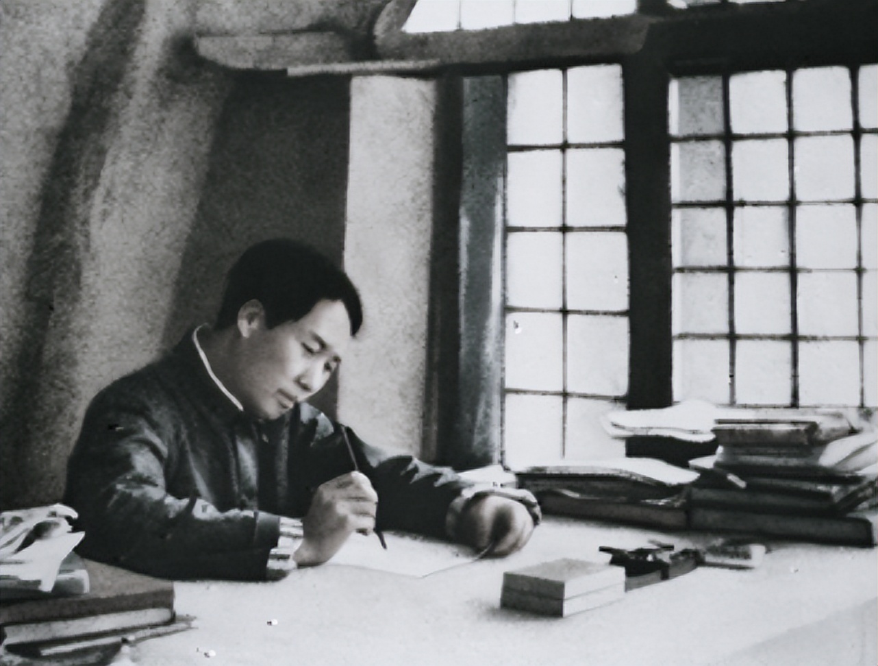 邓华缴获5箱白金龙香烟，仅分毛*东泽**1支，主席笑言：真是财不露白