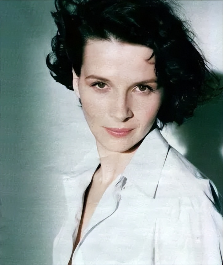 朱丽叶比诺什惊艳的图片,朱丽叶比诺什气质