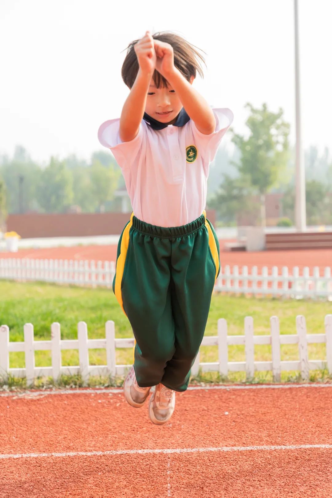 房山育新学校,喜迎二十大奋进新征程开启新时代