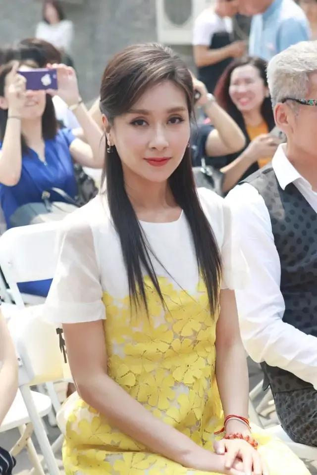 至今未嫁8位大龄女港星,至今十大未婚大龄男港星