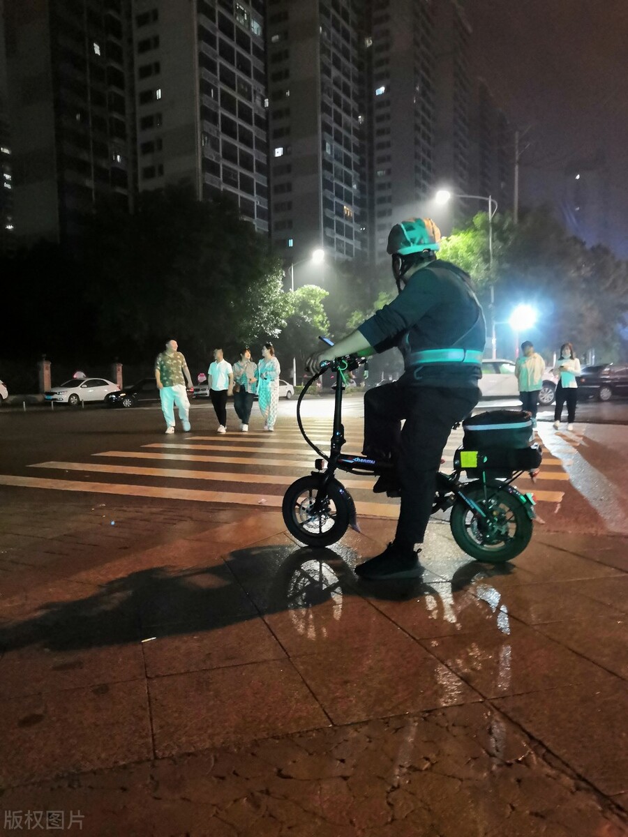 滴滴代驾一般多少钱一公里,厦门代驾一般多少钱一公里