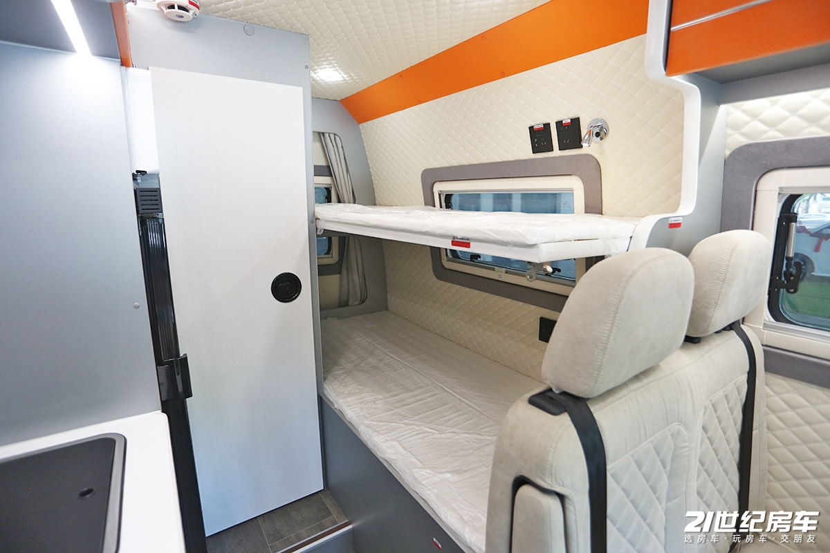 拓锐斯特依维柯欧胜b型房车,依维柯欧胜b型房车最新款3.0