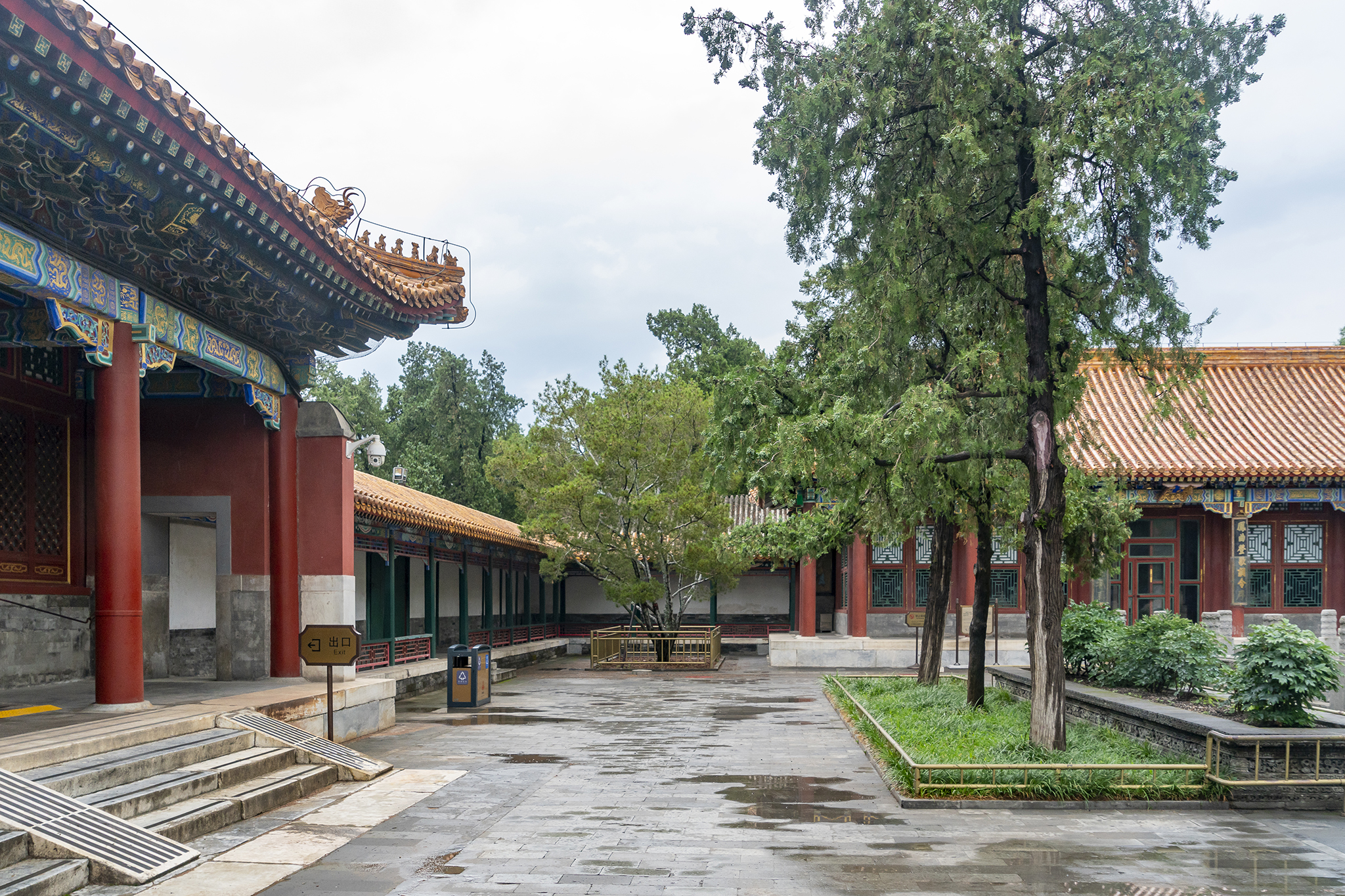 漫步北京颐和园,走颐和园长廊寓意