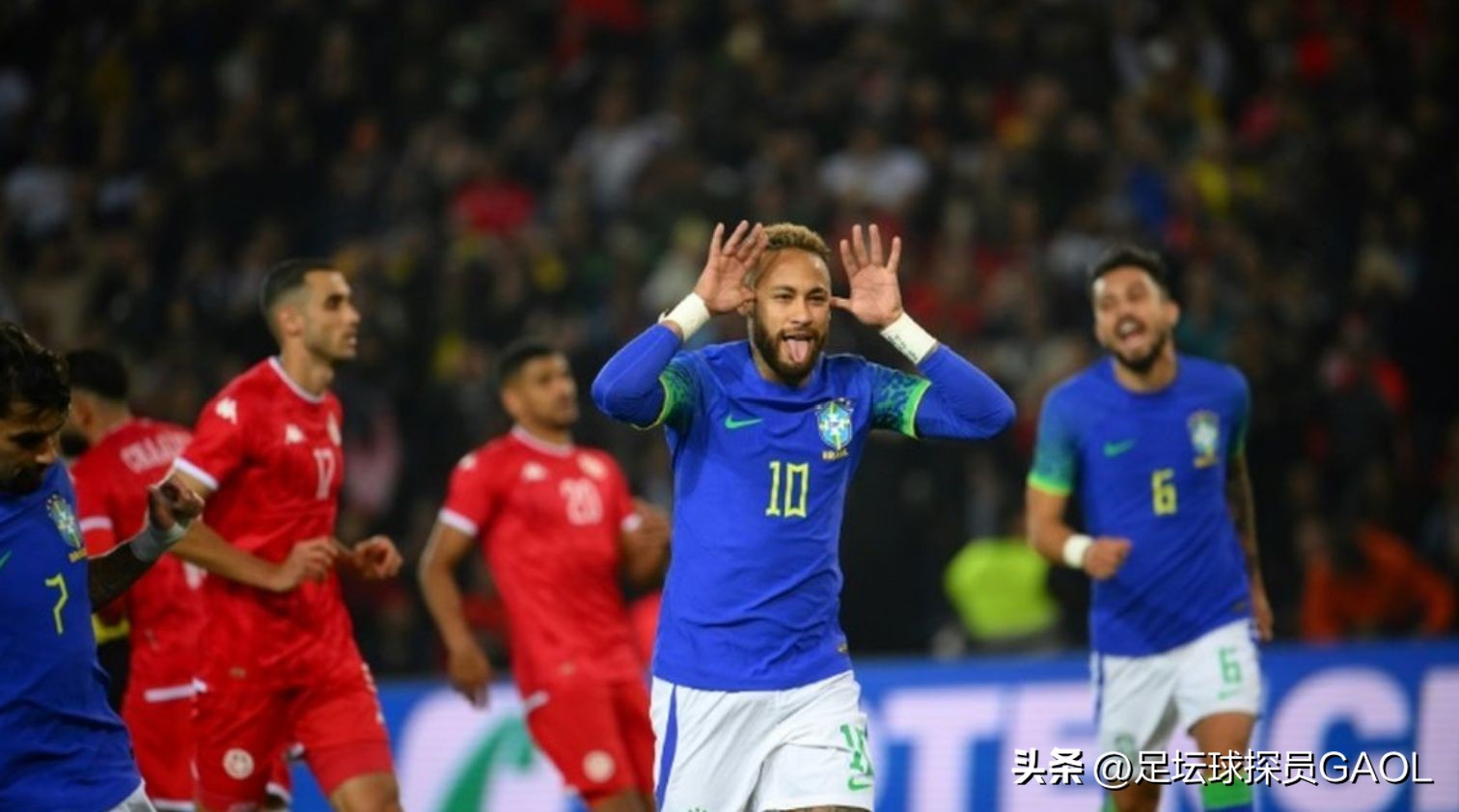 罗纳尔多和梅西马拉多纳哪个厉害,大罗和梅西的足球能力对比