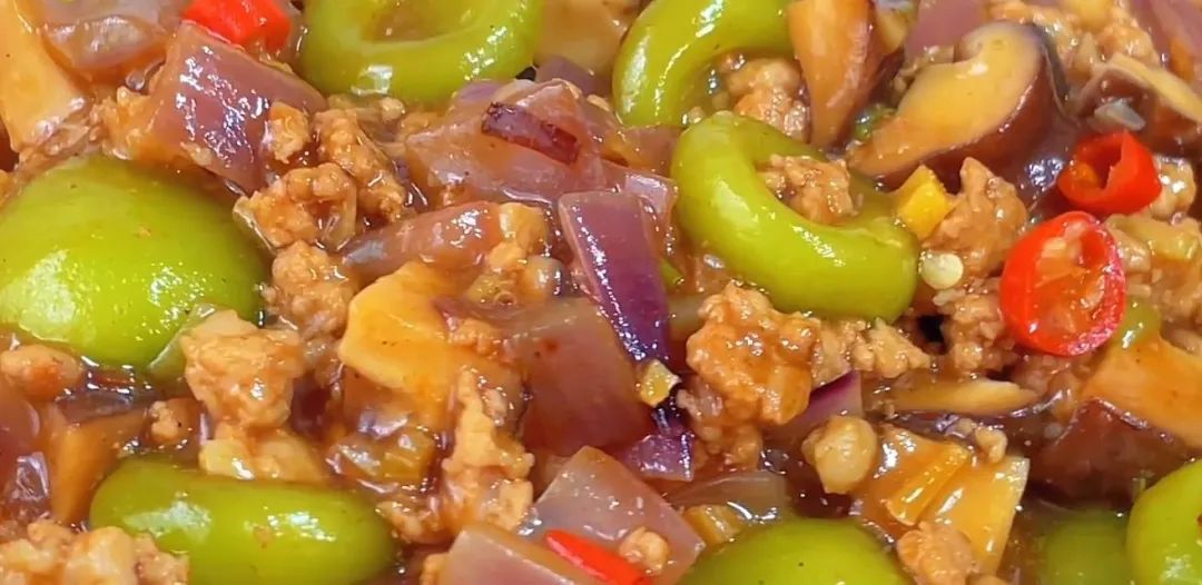 更年期不要太节俭多吃碱性食物,更年期补充雌激素食物方法