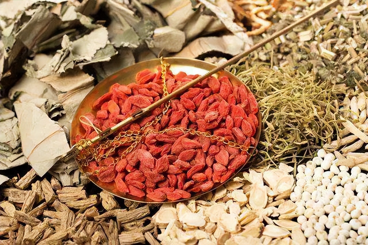 阴虚火旺体质应该如何调理,阴虚火旺的体质需要注意什么