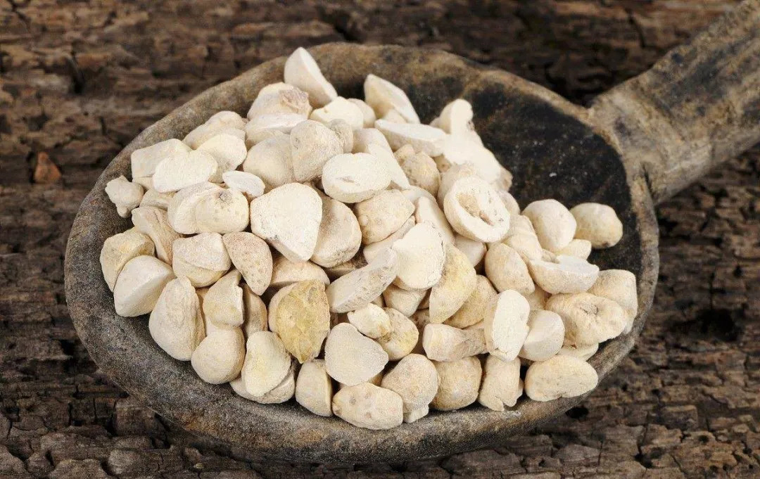 喉咙有异物感，梅核气？一剂张仲景千古名方，降逆化痰，行气开郁