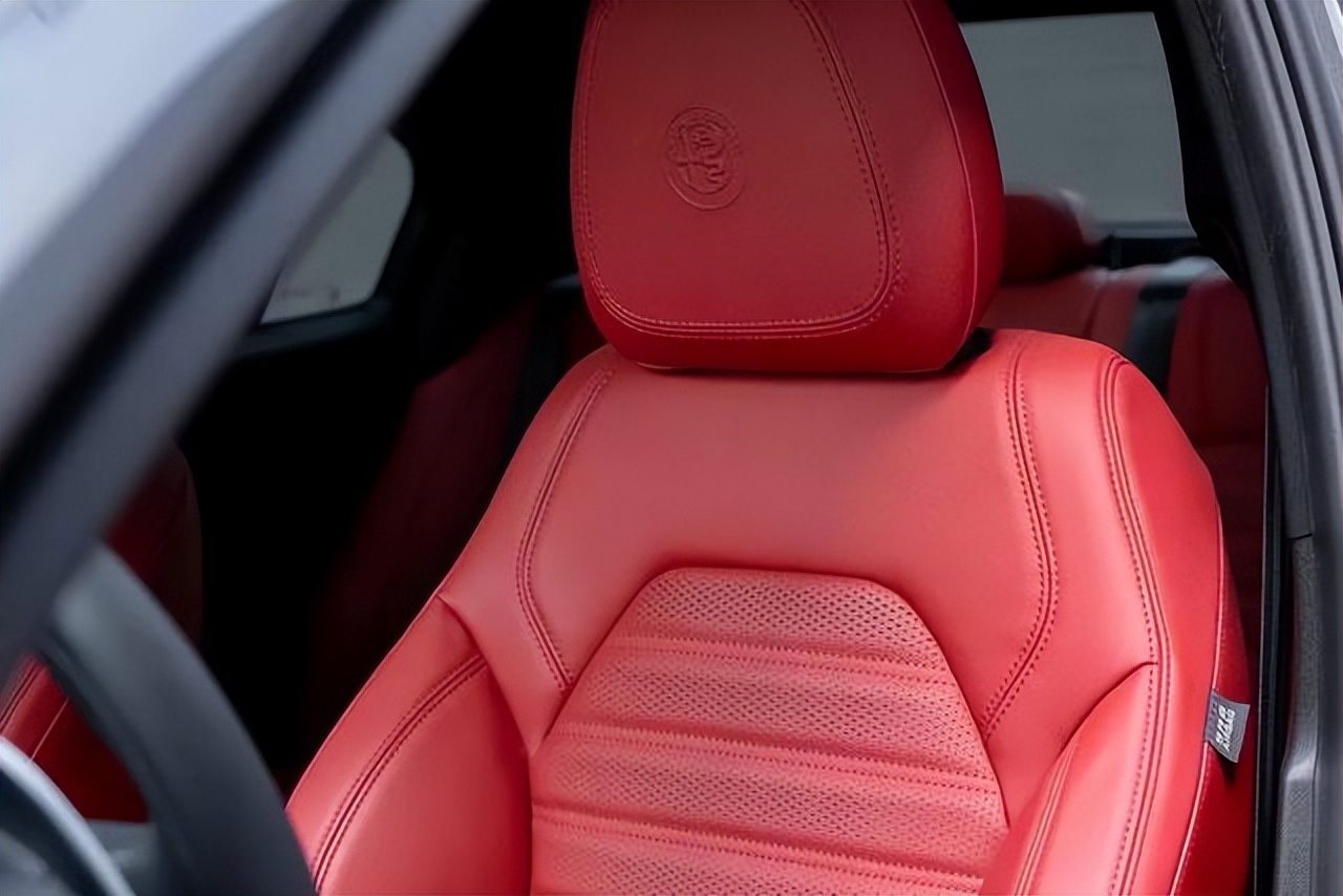 意大利轿跑,40万预算奔驰轿跑