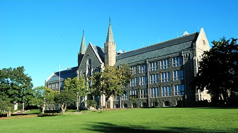 挪威科技大学——挪威全国最顶尖的工程学与工业技术的研究中心