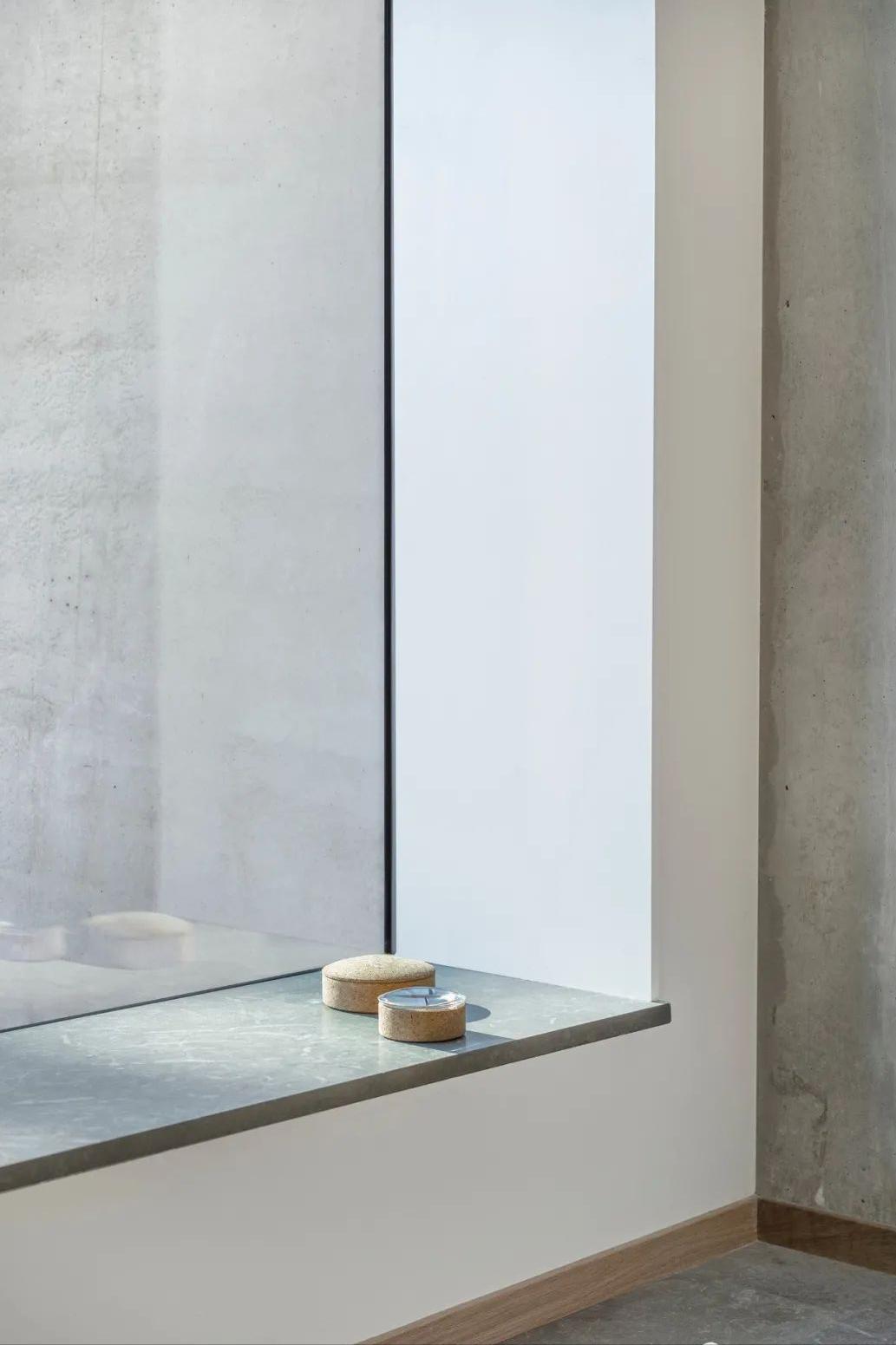 窗台有必要四周都贴大理石吗,窗台大理石铺贴用什么粉最好