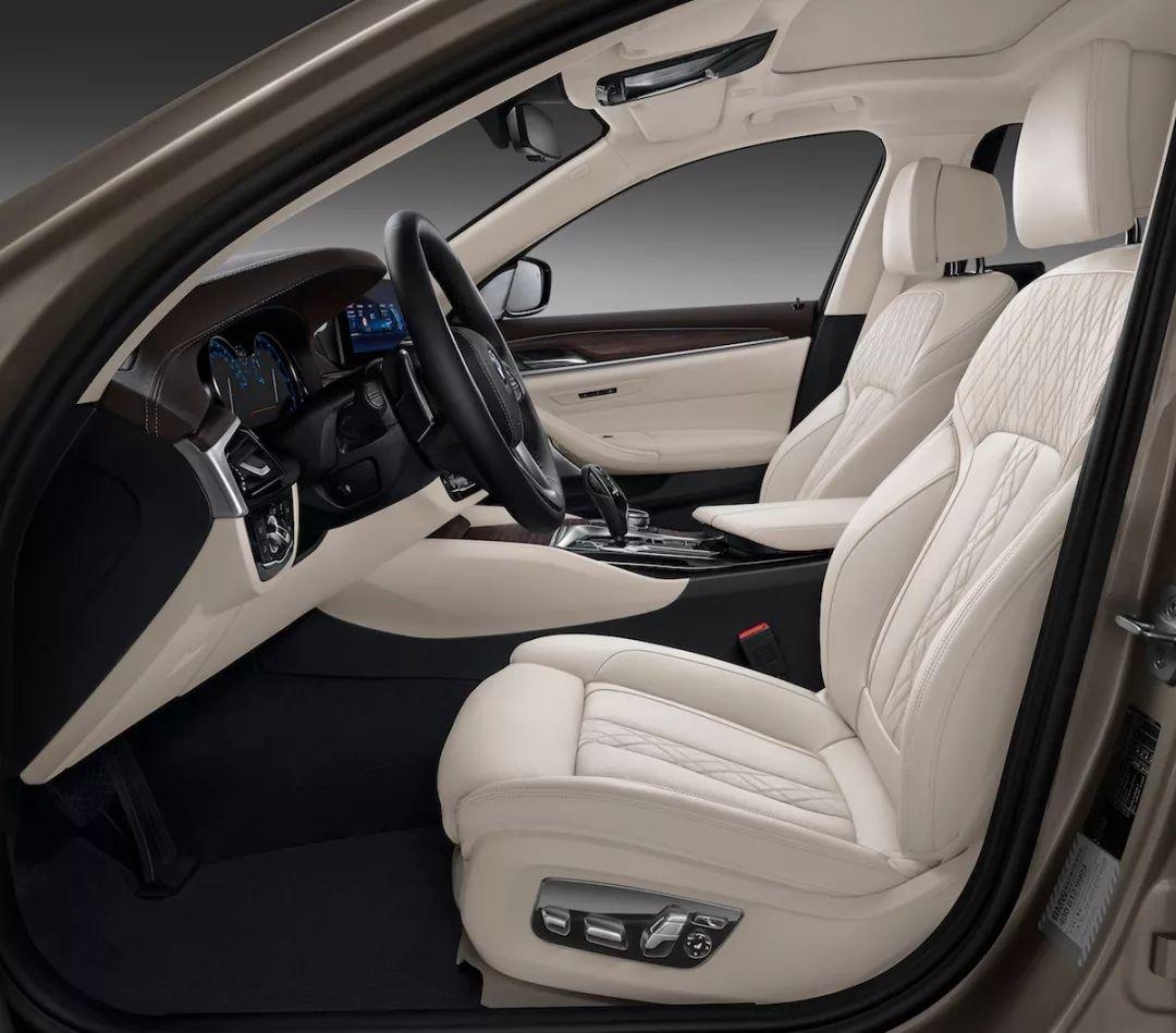 为什么这么多汽车座套通用的,现在还有人用汽车座套吗